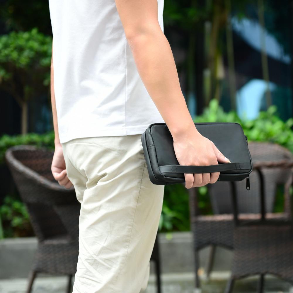 WiWU ® Stylish Pouch For Phone Accessories