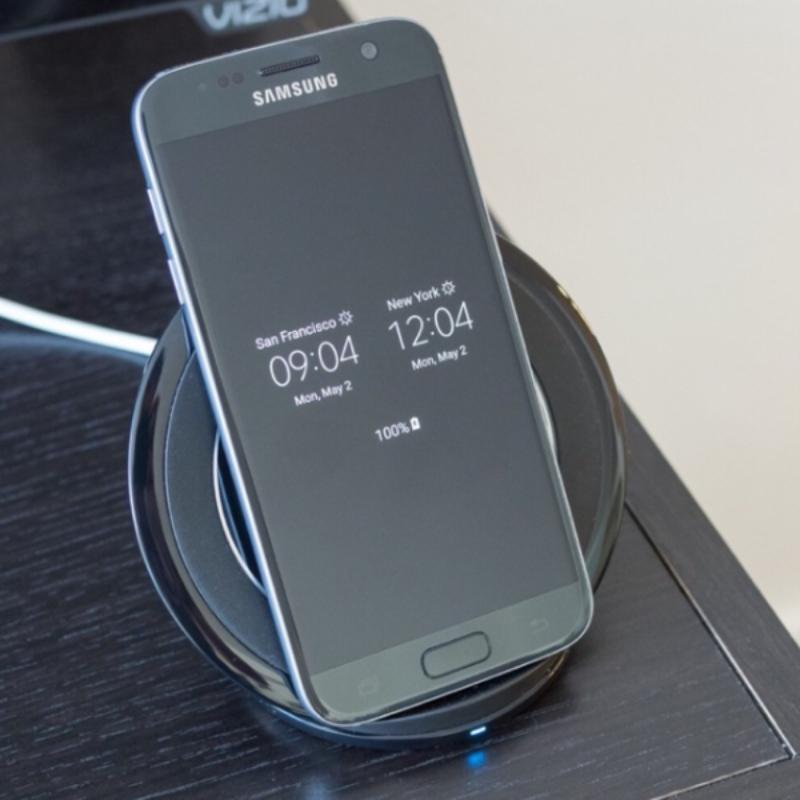 Samsung Wireless Fast Charger Stand