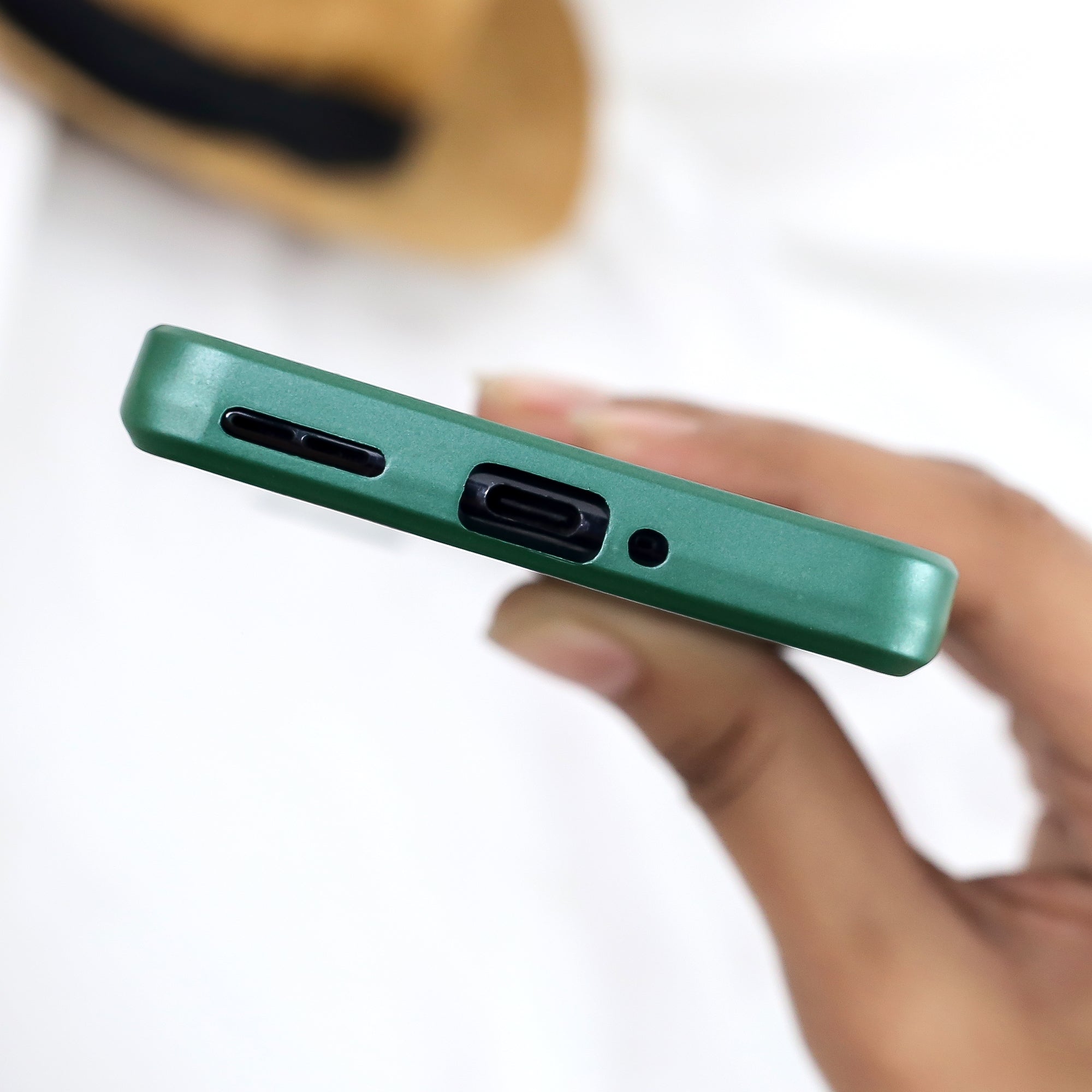 Chromatic Lens Shield Case - OnePlus