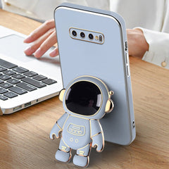 Galaxy S10 Luxurious Astronaut Bracket Case